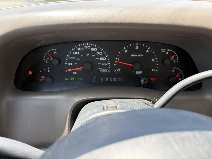 2004-ford-f350-image-17