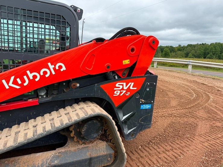 kubota-svl97-2-image-11