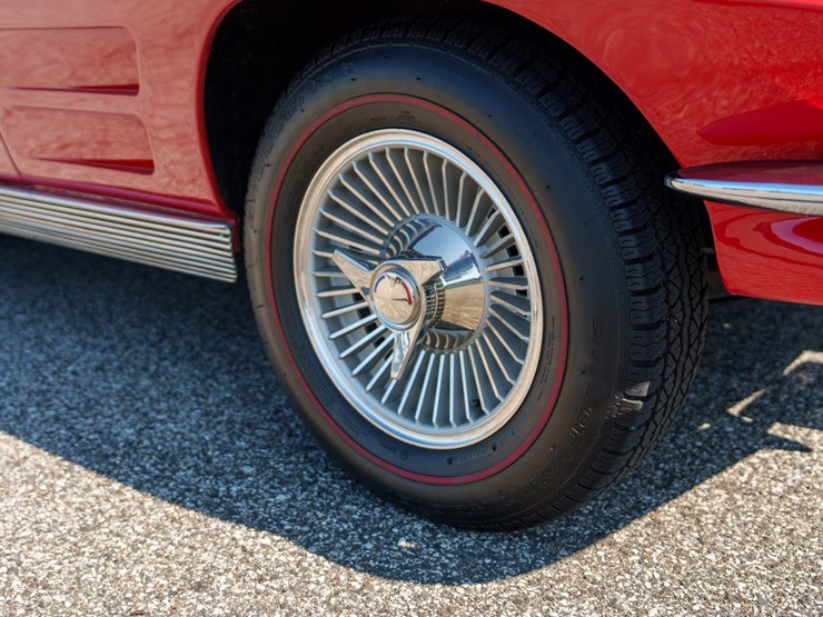#1032-•-1964-chevrolet-corvette-convertible-image-44