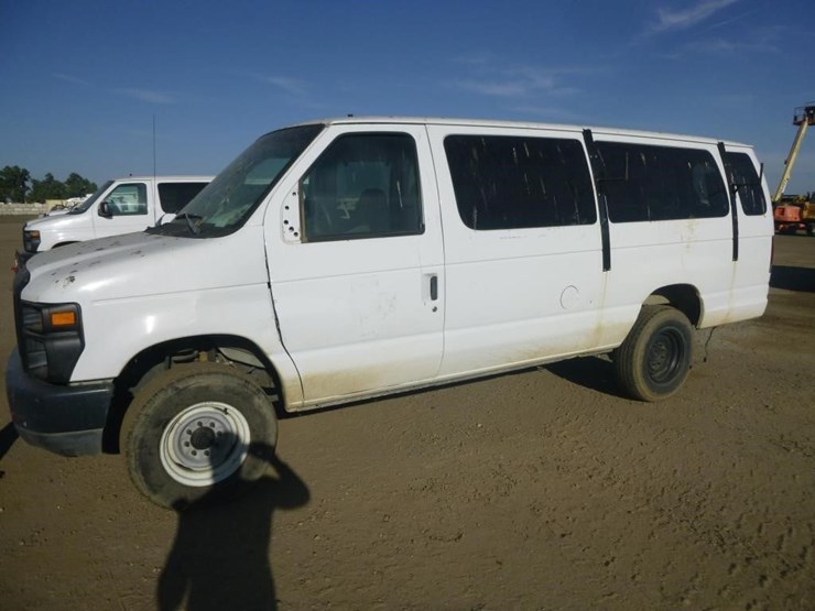 2008-ford-e350-image-2