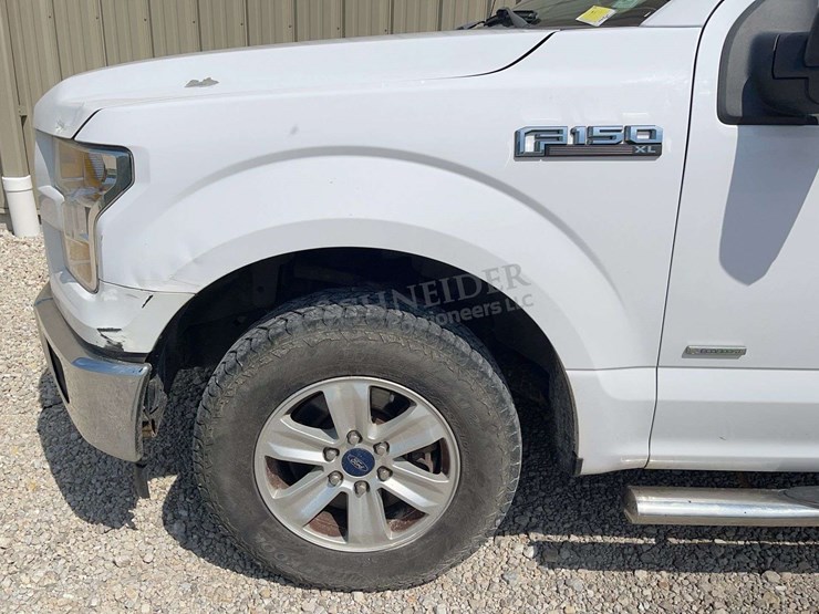 2017-ford-f150-image-43