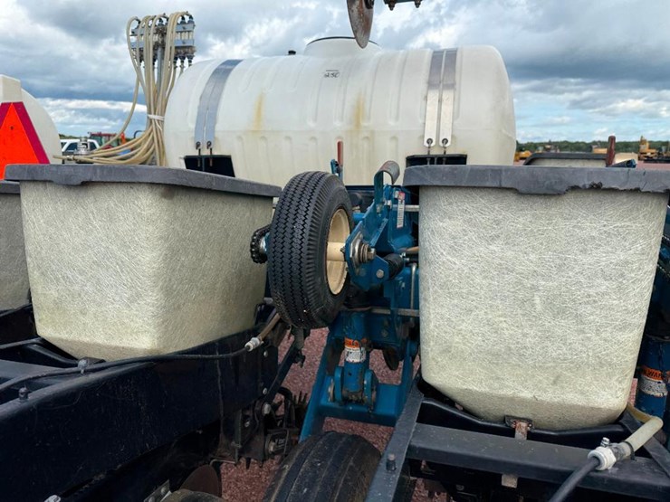 1999-kinze-2000-image-31