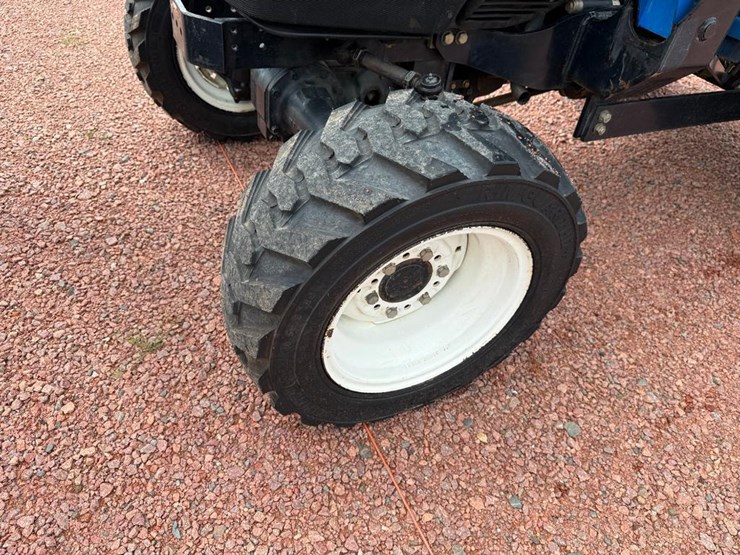 new-holland-tc35da-image-10