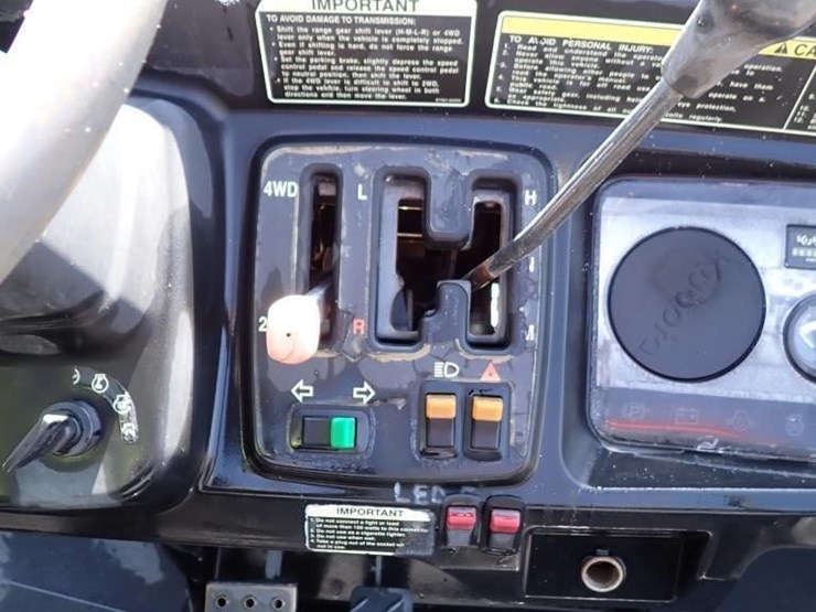 kubota-rtv900-image-14