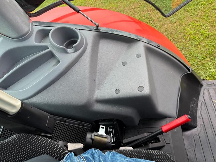 kubota-m6-111-image-69