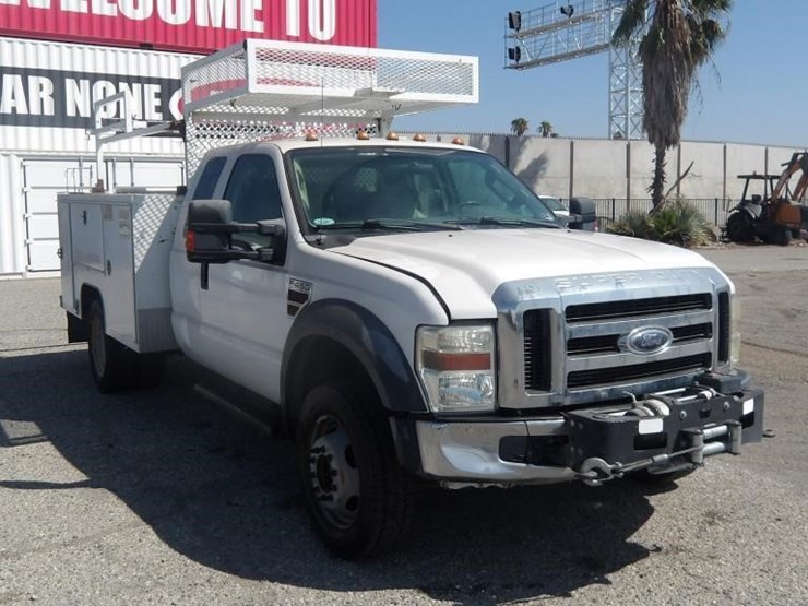 2010-ford-f450-image-2