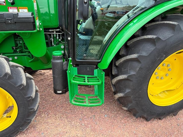 john-deere-5075e-image-13