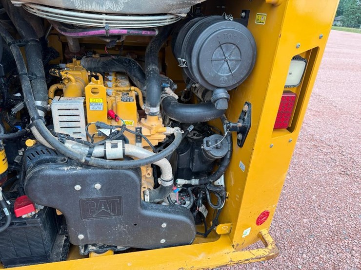 caterpillar-279d3-image-32