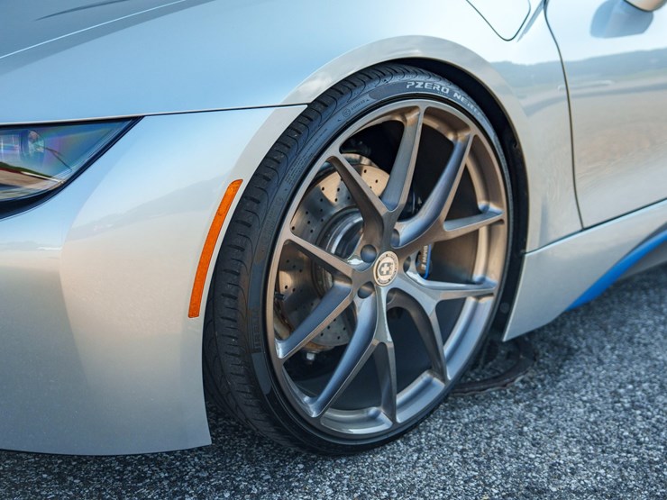 #1064-•-2015-bmw-i-8-image-36