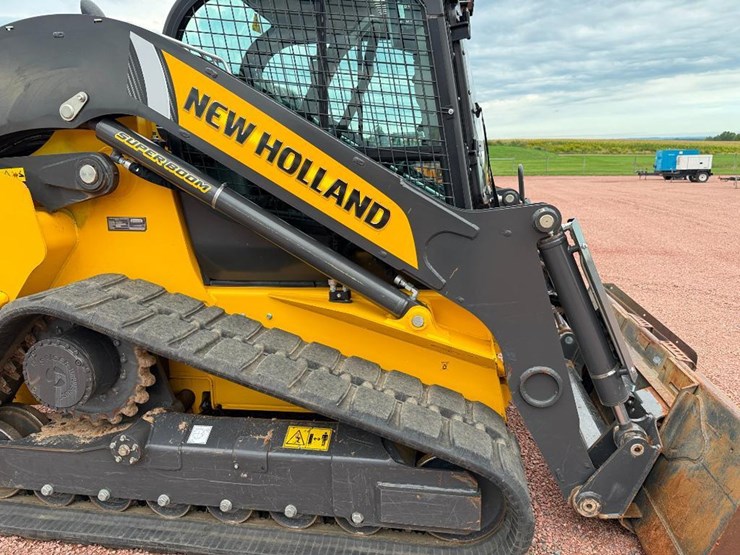 new-holland-c362-image-24