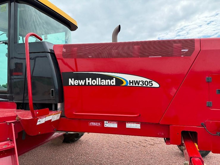 new-holland-hw305-image-19