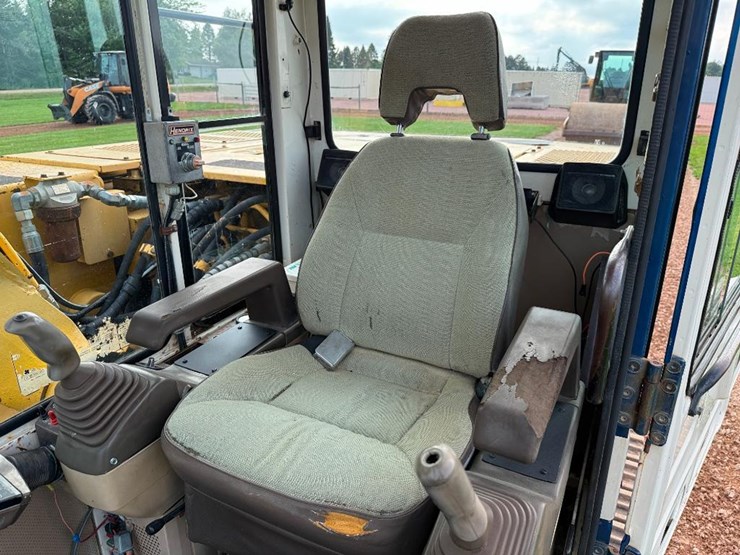 komatsu-pc150-lc-5-image-49