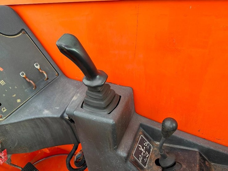 2014-jlg-g6-42a-image-37