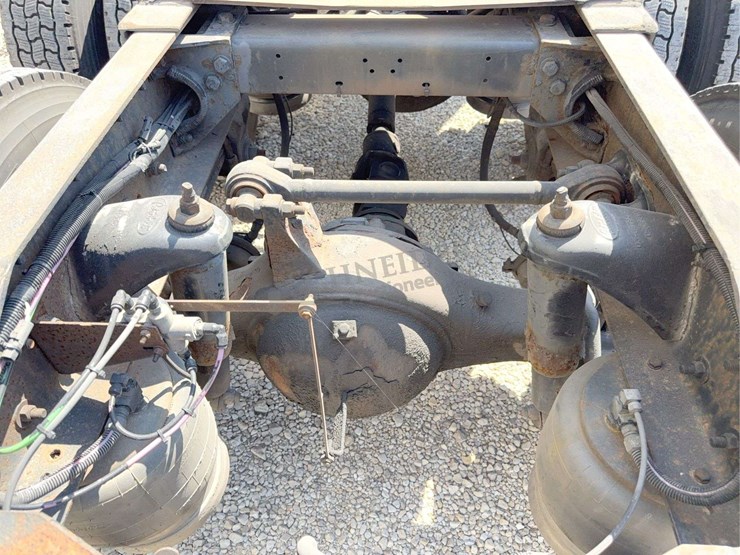 2003-peterbilt-378-image-37