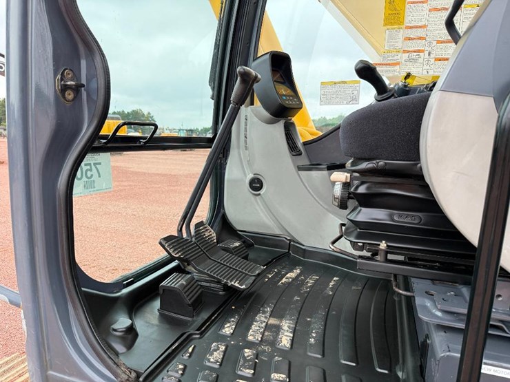 kobelco-sk210-lc-8-image-44