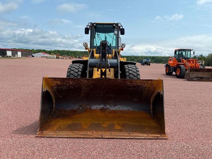 deere-524k-image-2