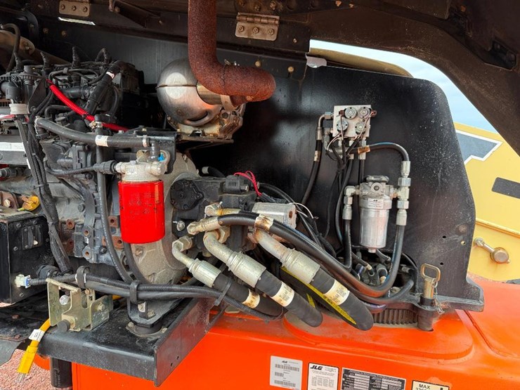 jlg-400s-image-39