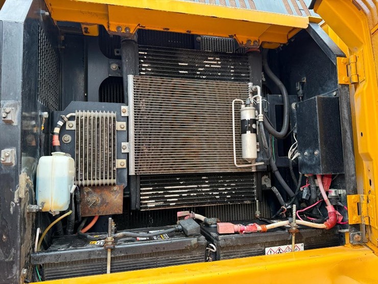john-deere-2010-image-46