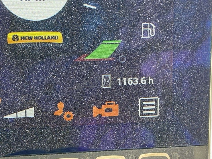 2021-new-holland-c327-image-30
