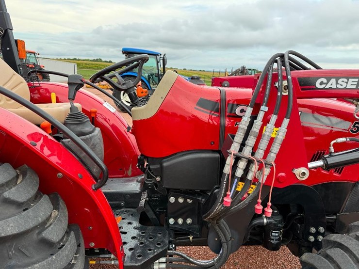 case-ih-farmall-50a-image-21