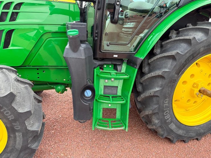 john-deere-6120r-image-13