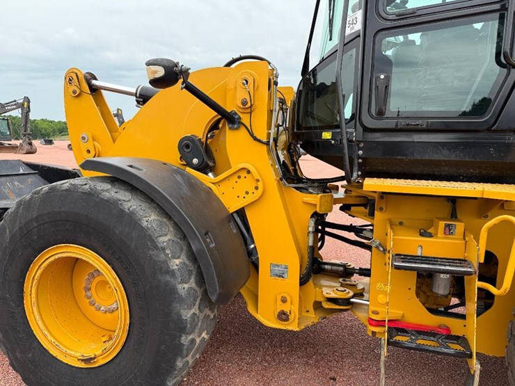 caterpillar-926m-image-33