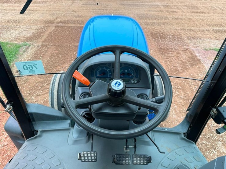 new-holland-ts130a-image-53