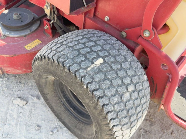 2021-toro-grand-stand-commercial-zero-turn-mower-w/-snow-plow-image-15