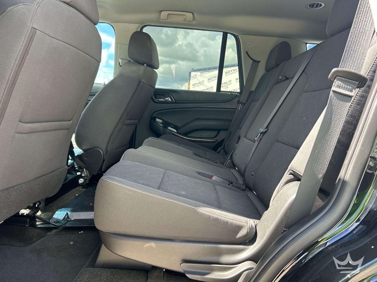 2018-chevrolet-tahoe-image-22