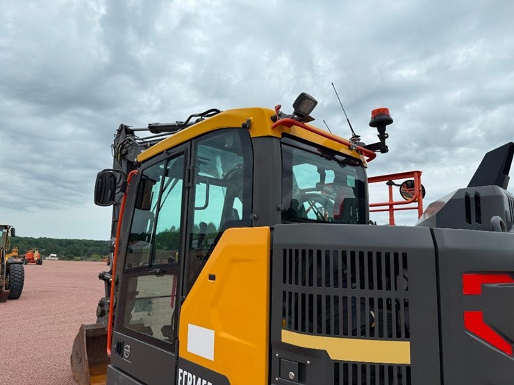 volvo-ecr145el-image-23