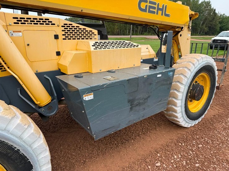 2015-gehl-rs6-42-image-20