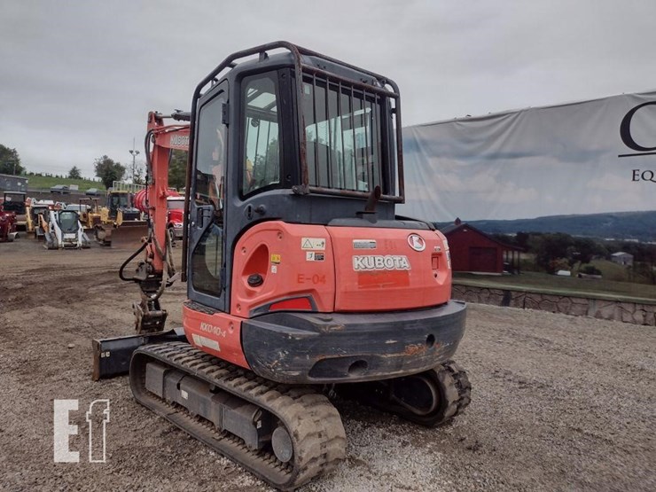 2016-kubota-kx040-4-image-37