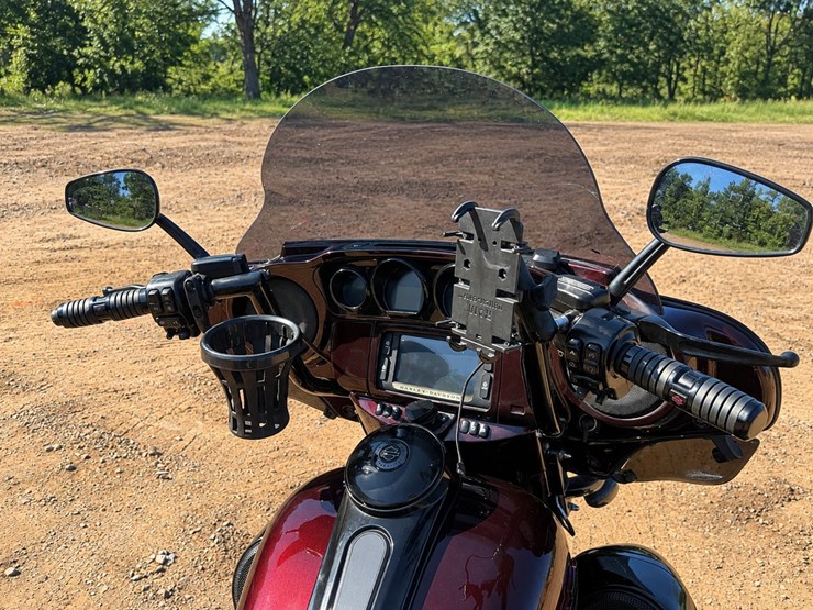 #1075-•-2018-harley-davidson-flhtkse-cvo-limited-image-31