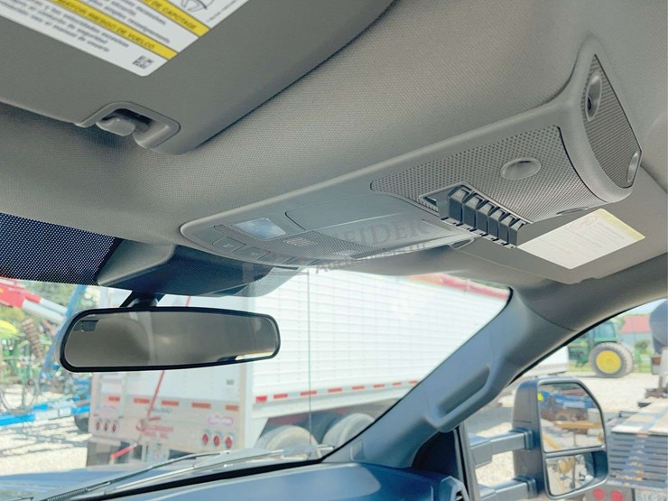 2021-ford-f350-image-59