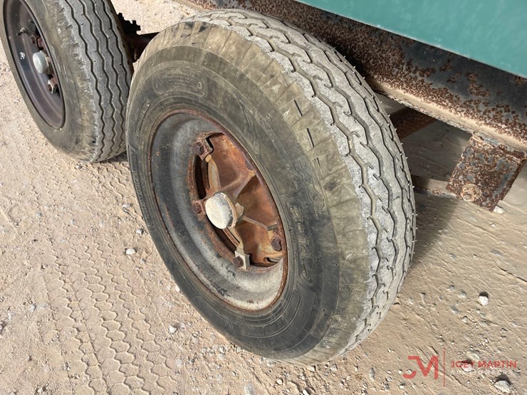 t/a-12'-bathroom/shower-trailer-image-9