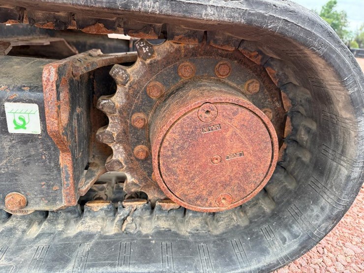 caterpillar-305e2-cr-image-8