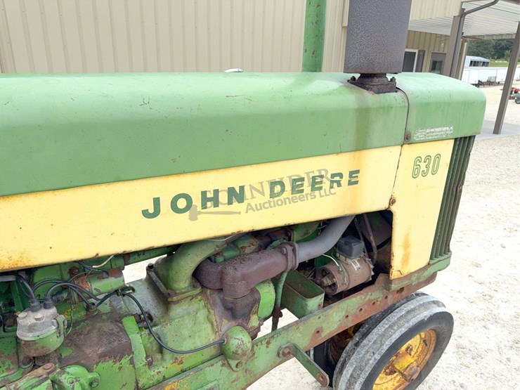 john-deere-630-image-25
