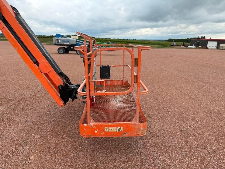 jlg-600aj-image-31