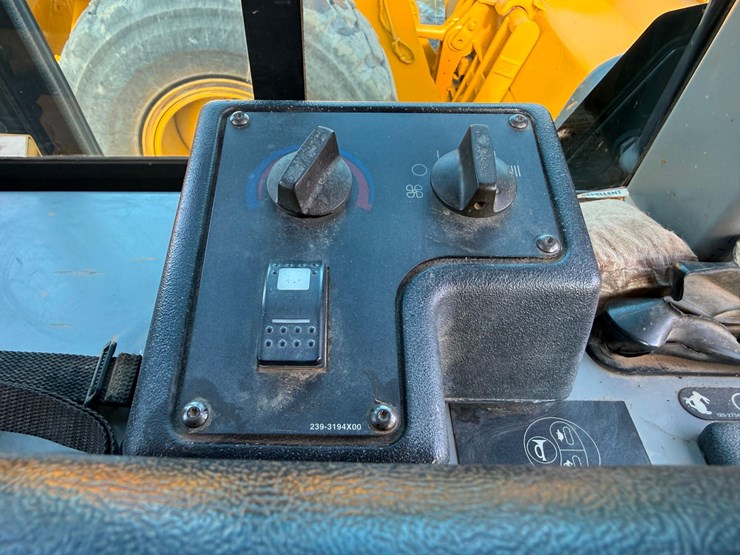 caterpillar-d5g-xl-image-20