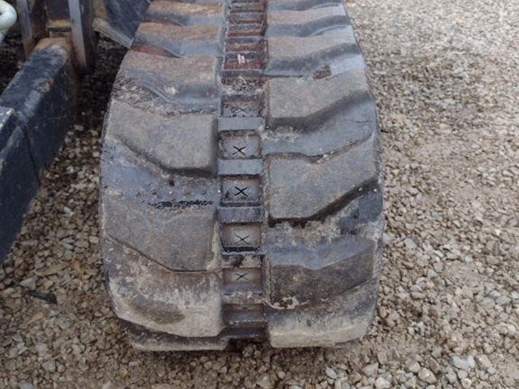 2016-kubota-kx040-4-image-16
