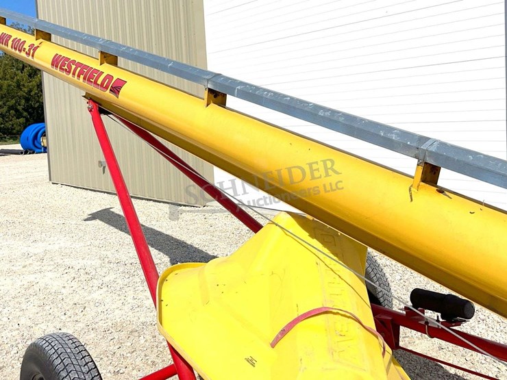2017-westfield-wr100-31-transport-auger-image-21