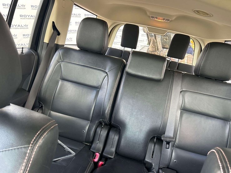 2016-ford-flex-image-21