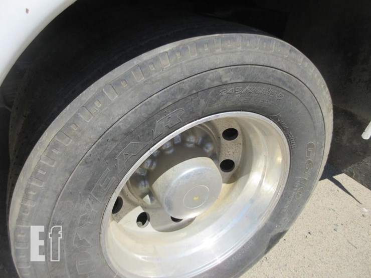 2011-dodge-ram-5500hd-image-22