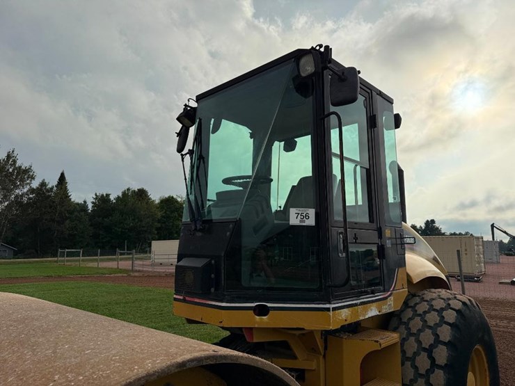 caterpillar-cs-563e-image-15