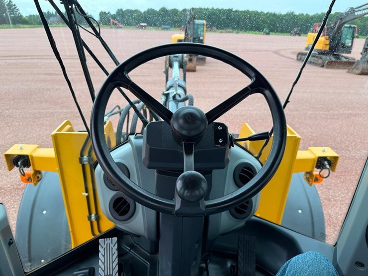 2019-deere-544l-image-69