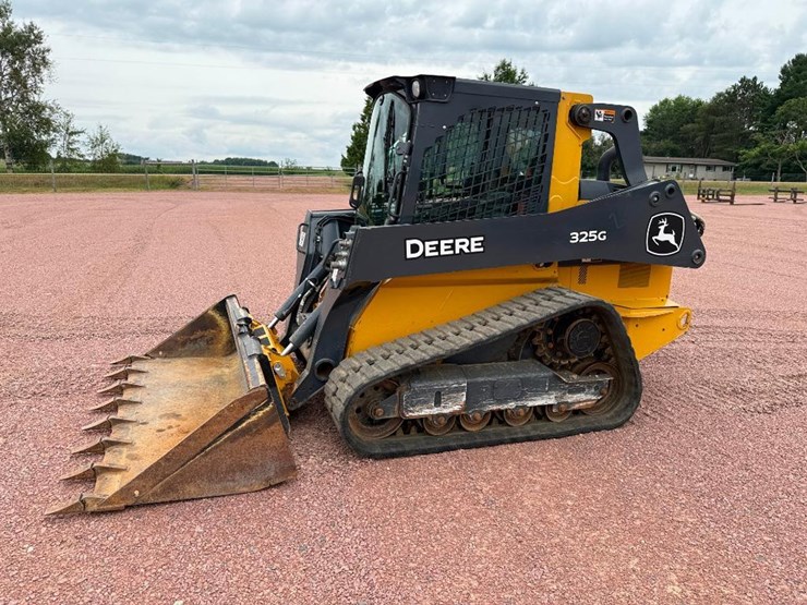 2020-deere-325g-image-1