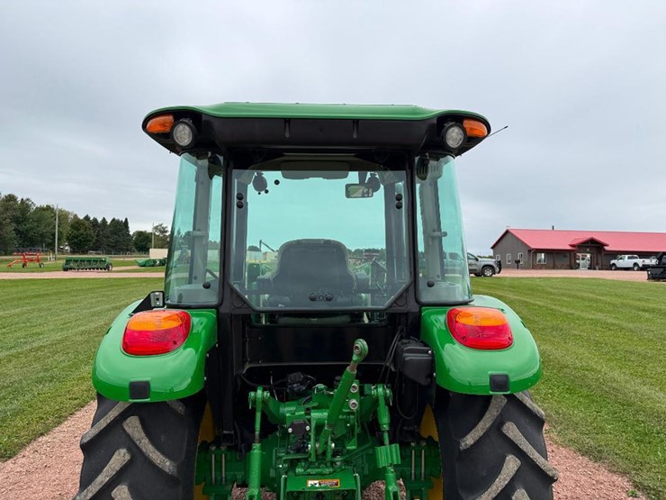 john-deere-5075e-image-21