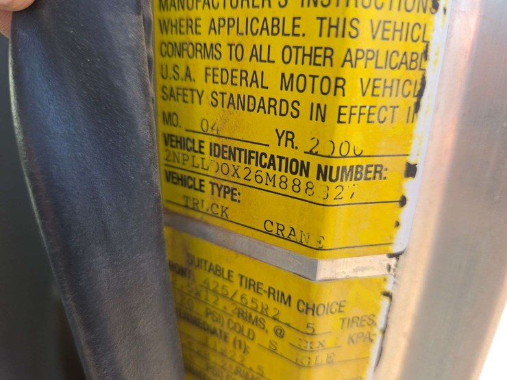 2006-peterbilt-335-image-58