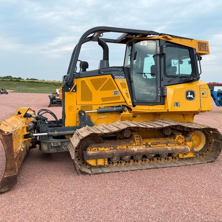 DEERE 700K LGP