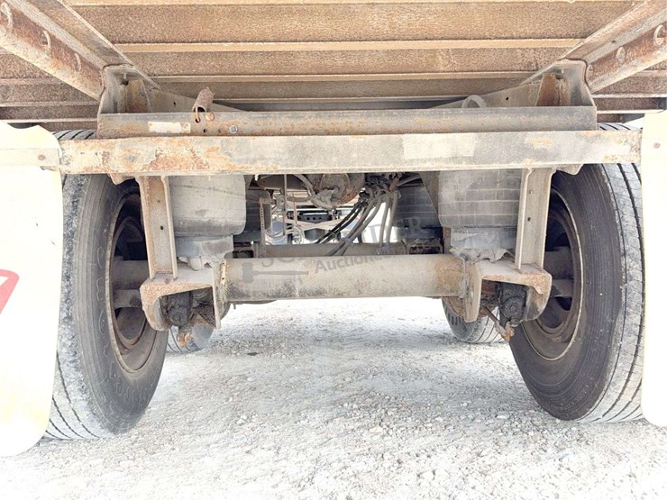 2008-utility-van-image-23